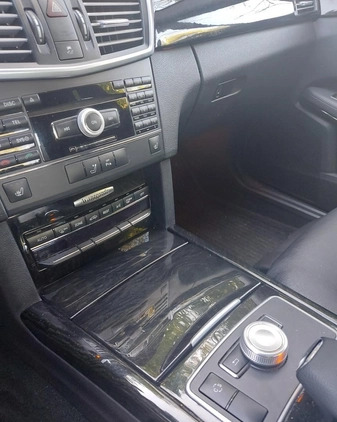 Mercedes-Benz Klasa E cena 51900 przebieg: 252000, rok produkcji 2009 z Olsztyn małe 631